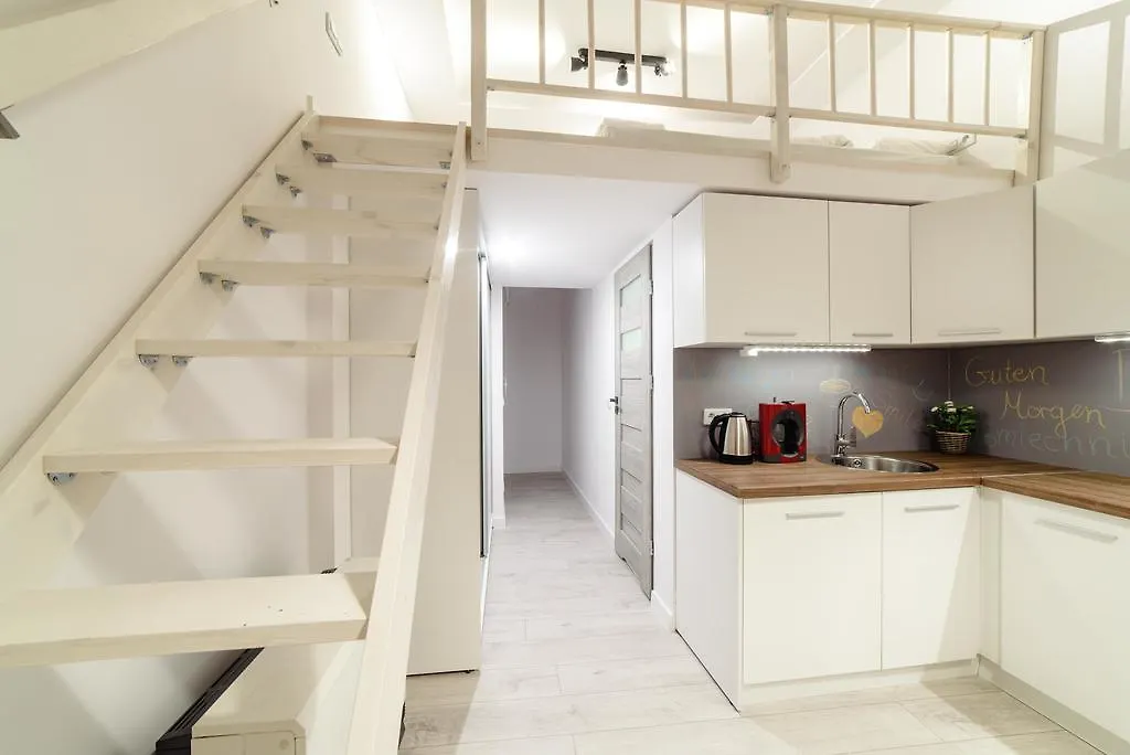Appart hôtel 2 Nights Apartments - Great Location, Right Next To Main Rail And Bus Station, 10 Min To Main Square By Foot Cracovie
