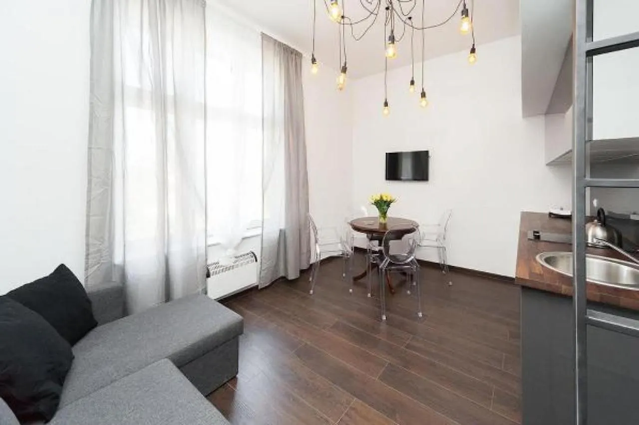 *** Appart hôtel 2 Nights Apartments - Great Location, Right Next To Main Rail And Bus Station, 10 Min To Main Square By Foot Cracovie Pologne